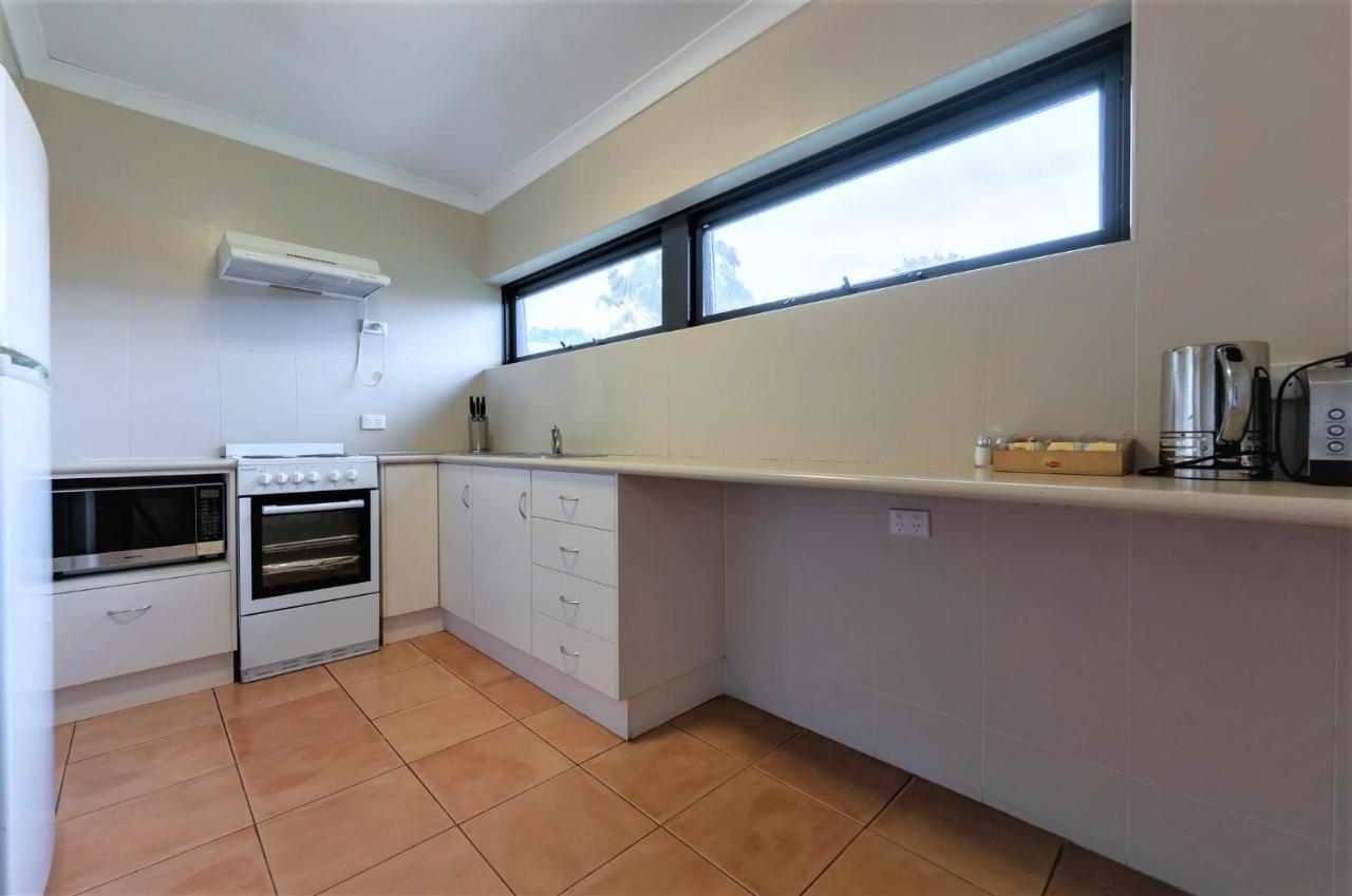 Forrest Hotel & Apartments Canberra Esterno foto