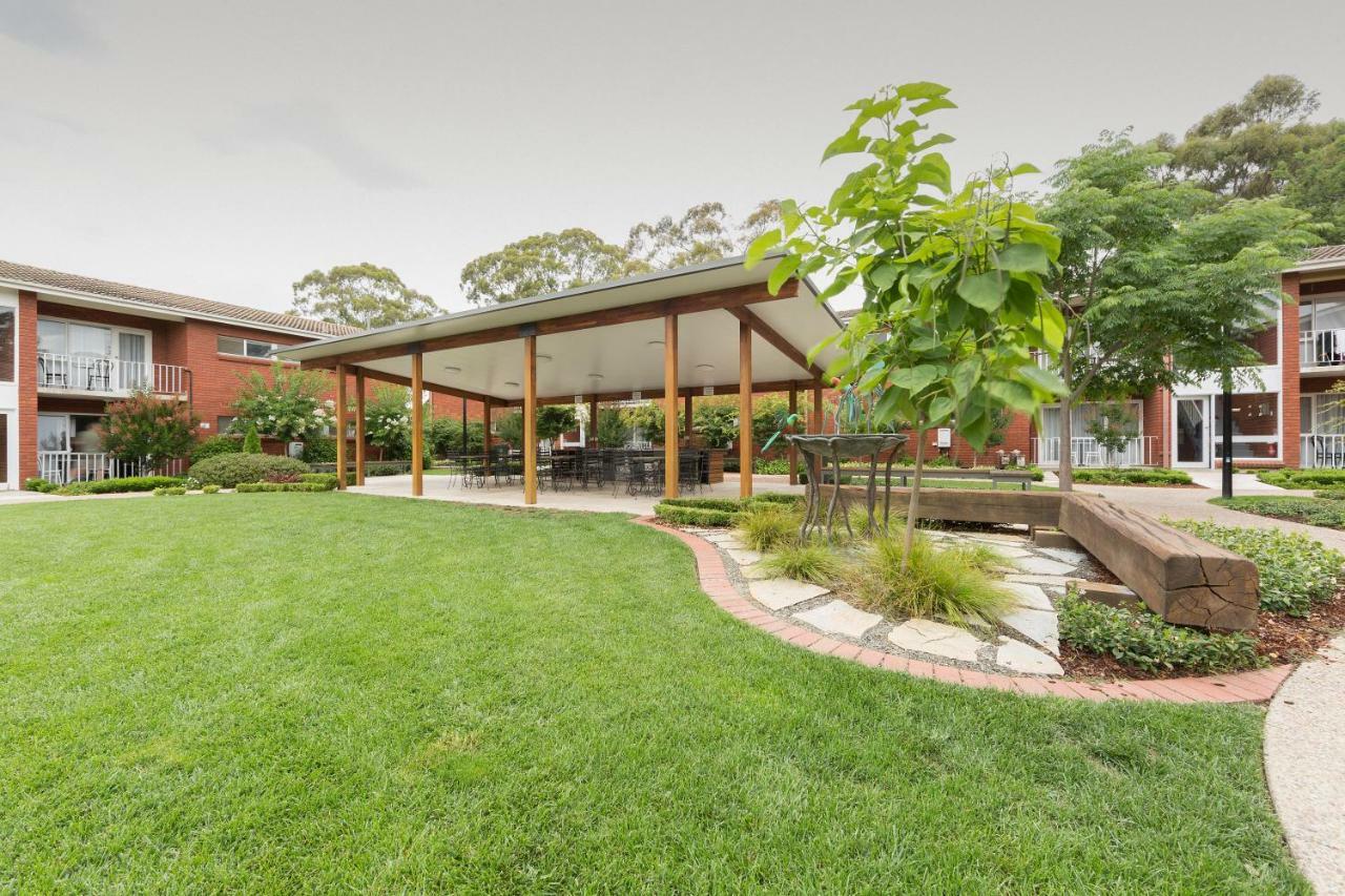 Forrest Hotel & Apartments Canberra Esterno foto